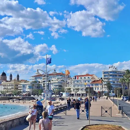 Apartment Saint-raphael-front De Mer-wifi-clim